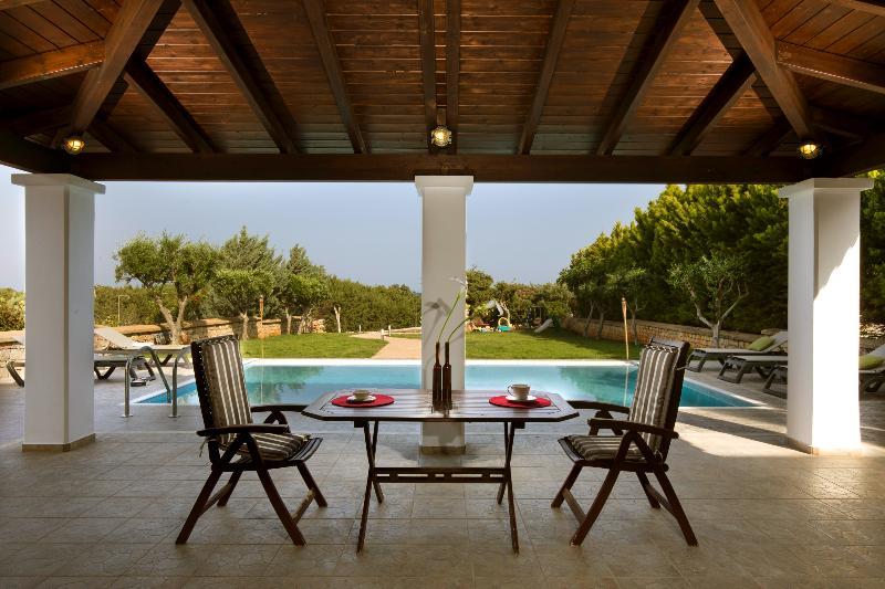 Antonoglou Beach Villas - Waterfront Luxury Retreat Lakhania Zewnętrze zdjęcie
