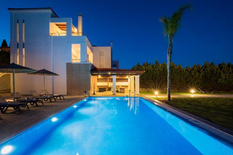 Antonoglou Beach Villas - Waterfront Luxury Retreat Lakhania Zewnętrze zdjęcie
